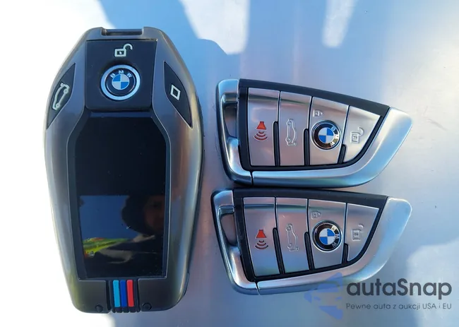 WBA7F0C31HGM21700: 43847733