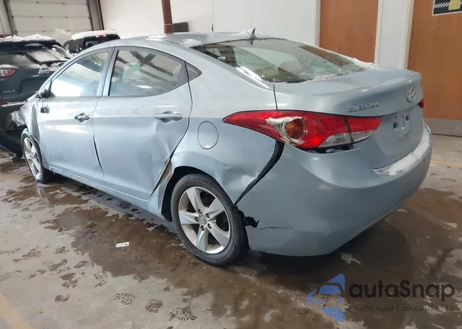 KMHDH4AE6DU581302: 43847789