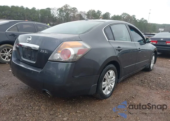 1N4AL2AP1AC143578: 43848940