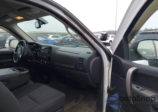 1GCSKSE30AZ288469: 43848692