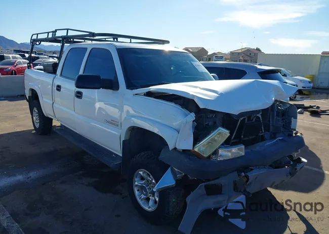 1GCHC23103F208004: 43848824