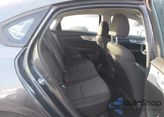 3KPF24ADXRE730645: 43848894