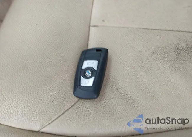 WBA3B1C56FK140553: 43849942