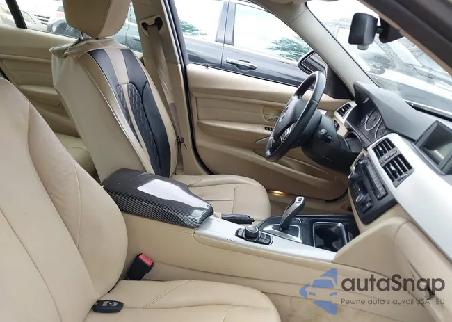 WBA3B1C56FK140553: 43849942