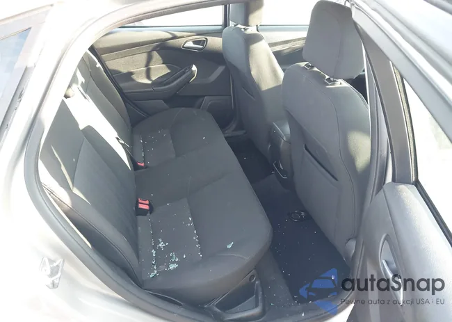 1FADP3F28GL220444: 43849948