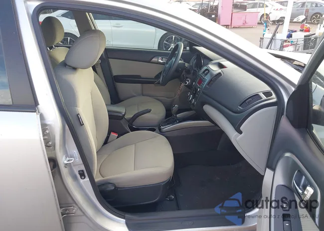 KNAFU4A21D5658003: 43850000