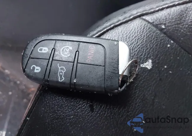 3C4NJDBBXJT223417: 43850027