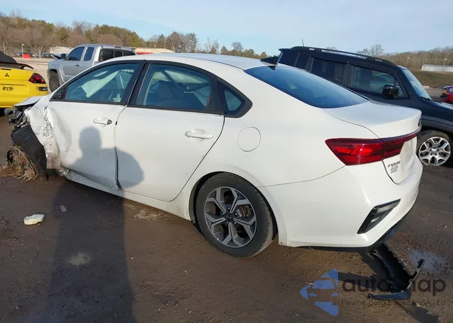 3KPF24AD4ME292634: 43850058