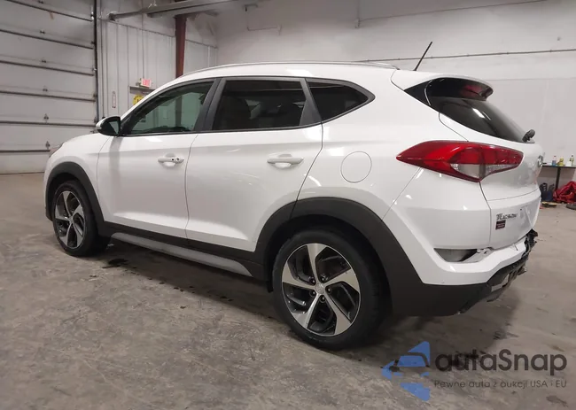 KM8J3CA22HU562429: 43850101