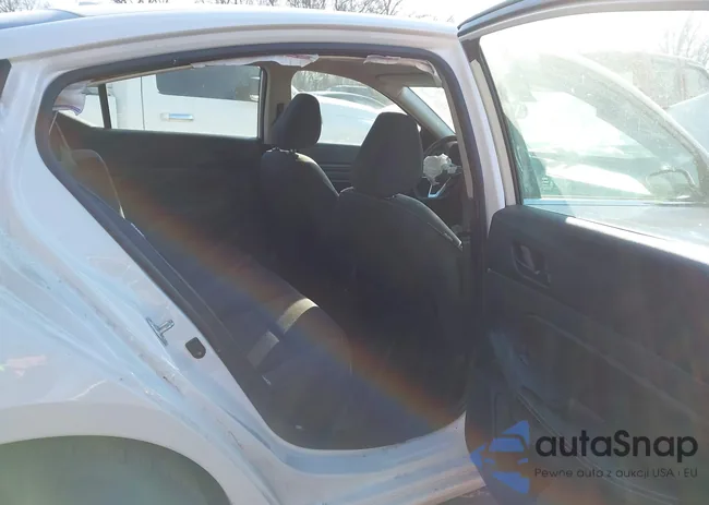 1N4BL4DV8RN413691: 43850152