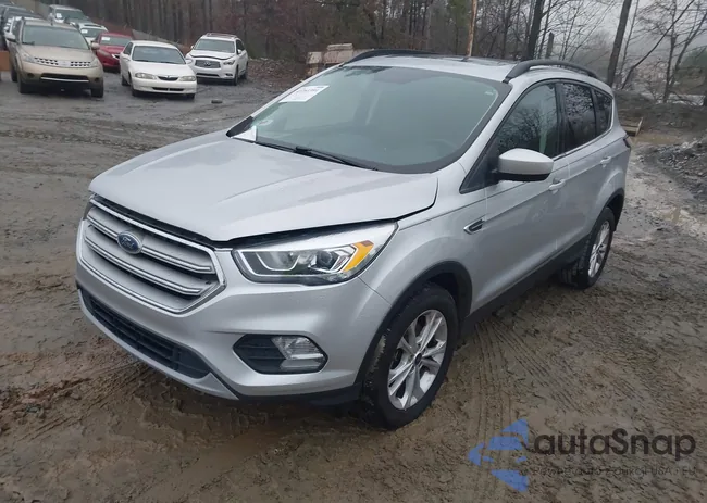 1FMCU0HD8JUC74027: 43850179