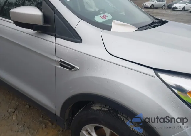 1FMCU0HD8JUC74027: 43850179