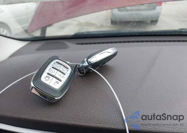 2C4RC1FG9MR511548: 43850282