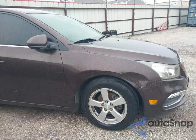 1G1PC5SB6F7274667: 43849563