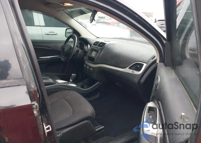 3C4PDCBG3ET250521: 43849684