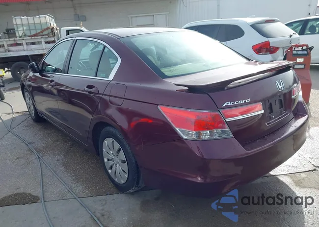 1HGCP2F35BA077032: 43850946