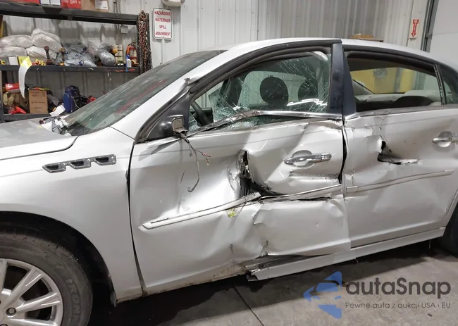 1G4HC5EM1BU148197: 43851097