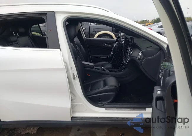 WDCTG4EBXLU027384: 43851288