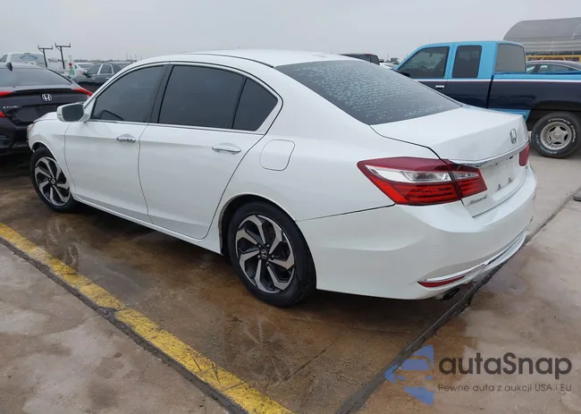 1HGCR3F84HA025864: 43851494