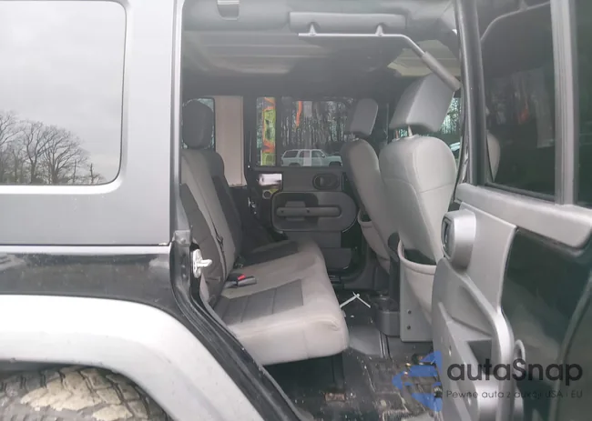 1J4BA3H1XAL105109: 43850832