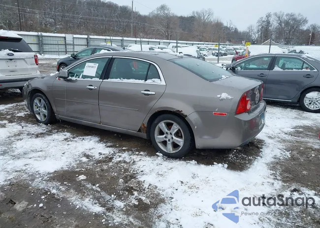 1G1ZD5E01CF235079: 43850853