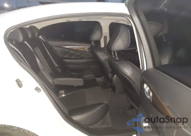 JN1AV7AP2FM790190: 43851977