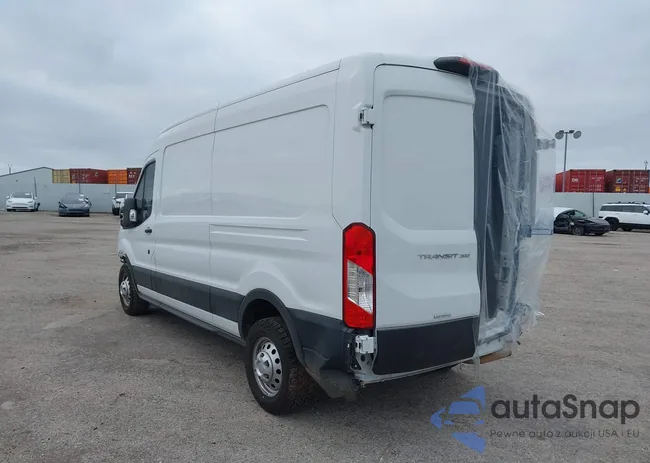 1FTBW9CG5NKA56158: 43852013