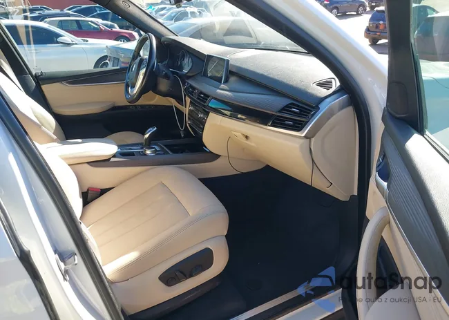 5UXKR0C54J0Y03660: 43852072