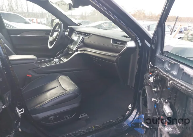 1C4RJKDG3R8919853: 43852174