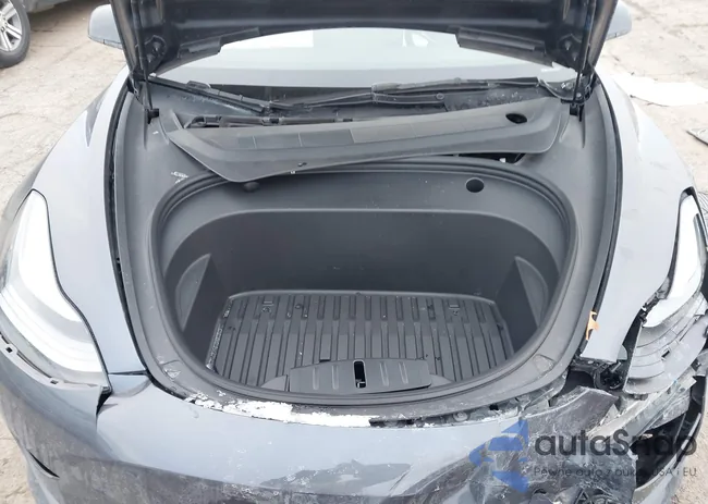 5YJ3E1EA5PF659807: 43852182