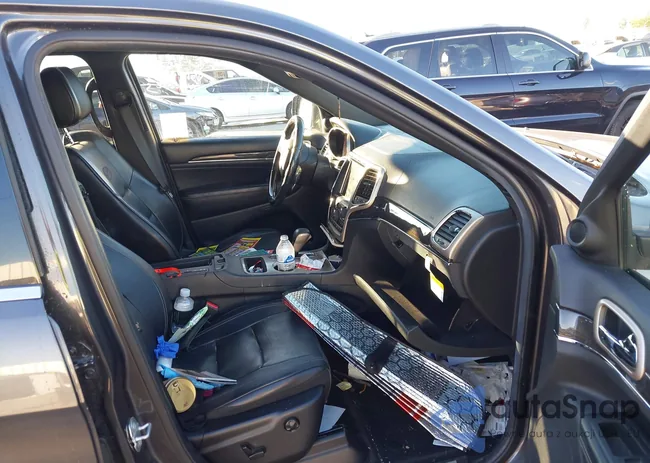 1C4RJECG0GC351753: 43852233