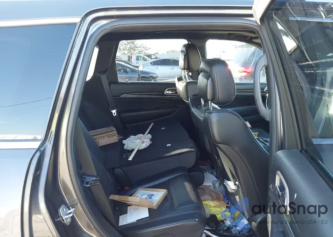 1C4RJECG0GC351753: 43852233