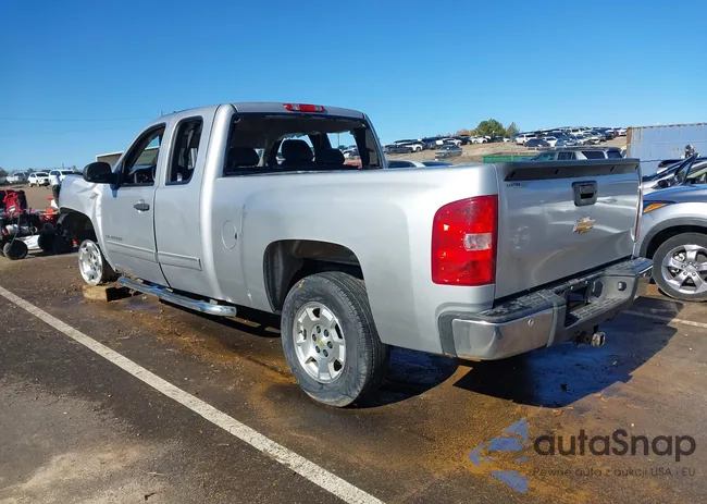 1GCRCSE01CZ279557: 43852445