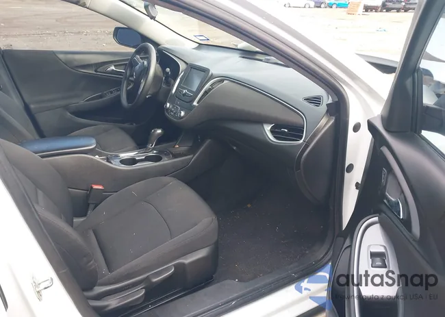 1G1ZB5ST8JF255461: 43851571