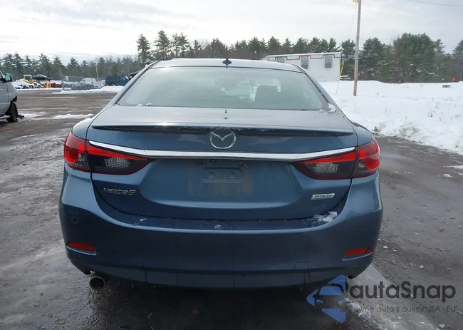 JM1GJ1W62E1152053: 43851633