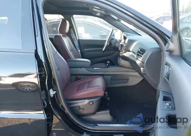 1C4SDJCT9TC164231: 43851660