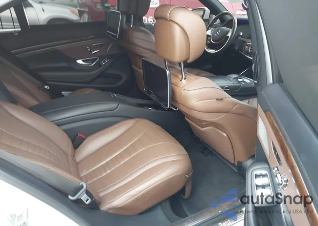 WDDUG8FB9EA030819: 43852903