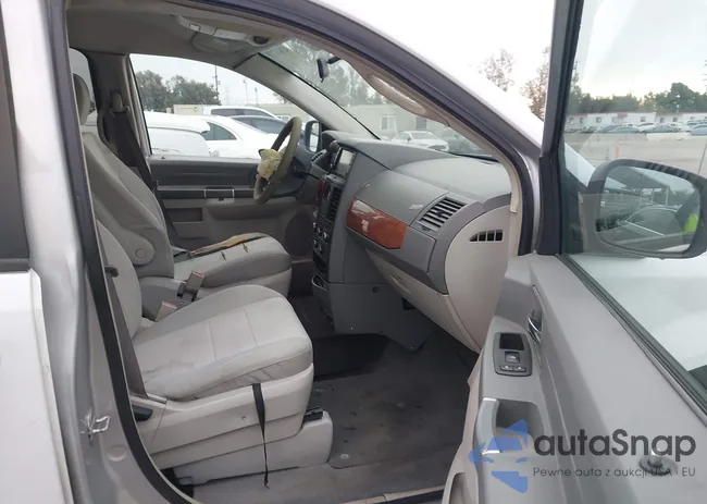 2A8HR44H28R107609: 43853036