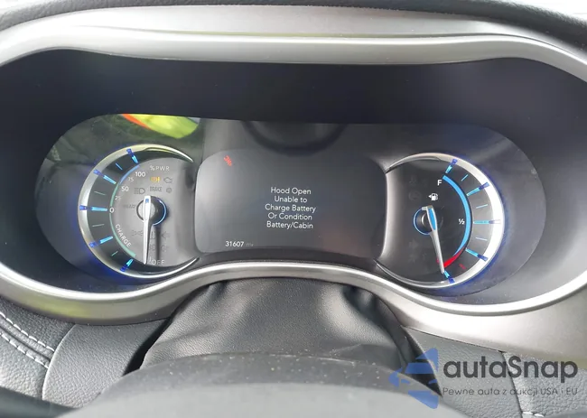 2C4RC1L74PR556194: 43853133