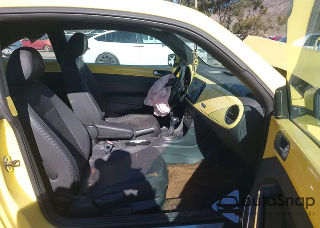 3VWJP7AT8DM605983: 43853178