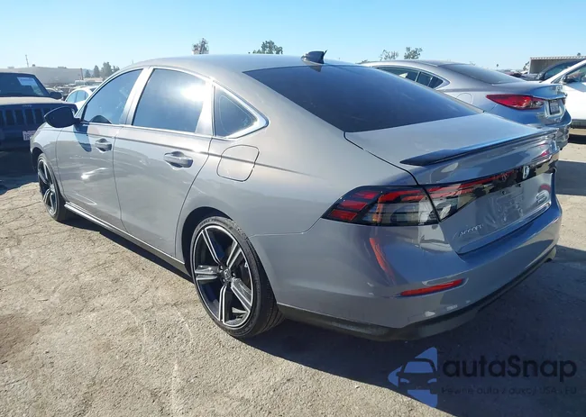 1HGCY2F53SA017779: 43853203