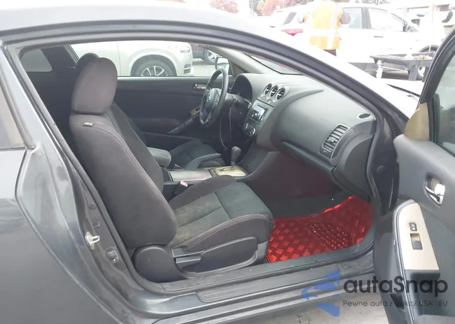 1N4AL2EP4BC147636: 43853215