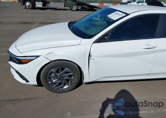 KMHLM4DG3RU649146: 43853357