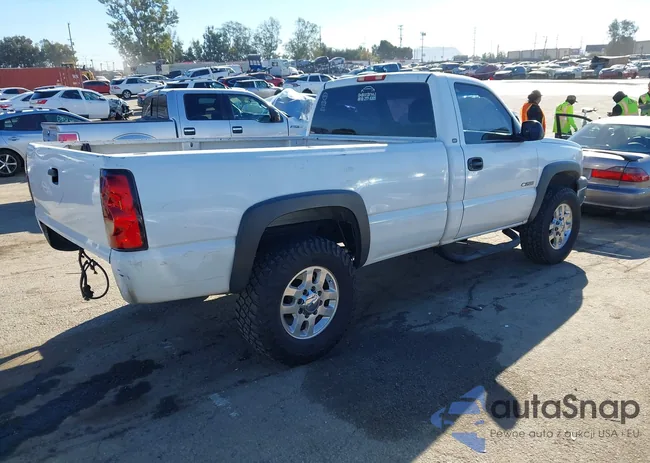 1GCGC24U03Z260767: 43853428