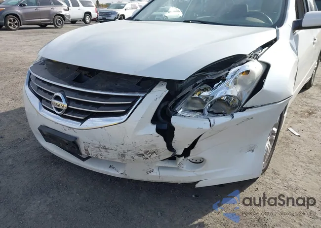 1N4AL2AP6BN438388: 43852581