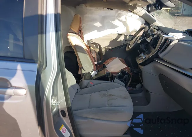 5TDKZ3DC6JS962757: 43853928