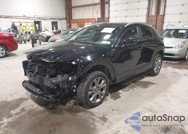 3MVDMBCM1RM687935: 43854076