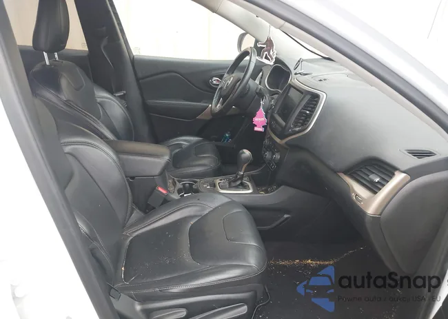 1C4PJLDB8JD563607: 43854341