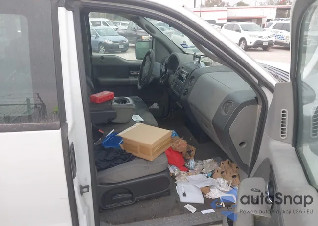 1FTRF12W18KD26807: 43853553