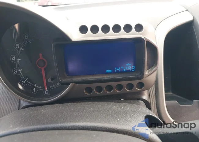 1G1JC6SH1E4239955: 43853616